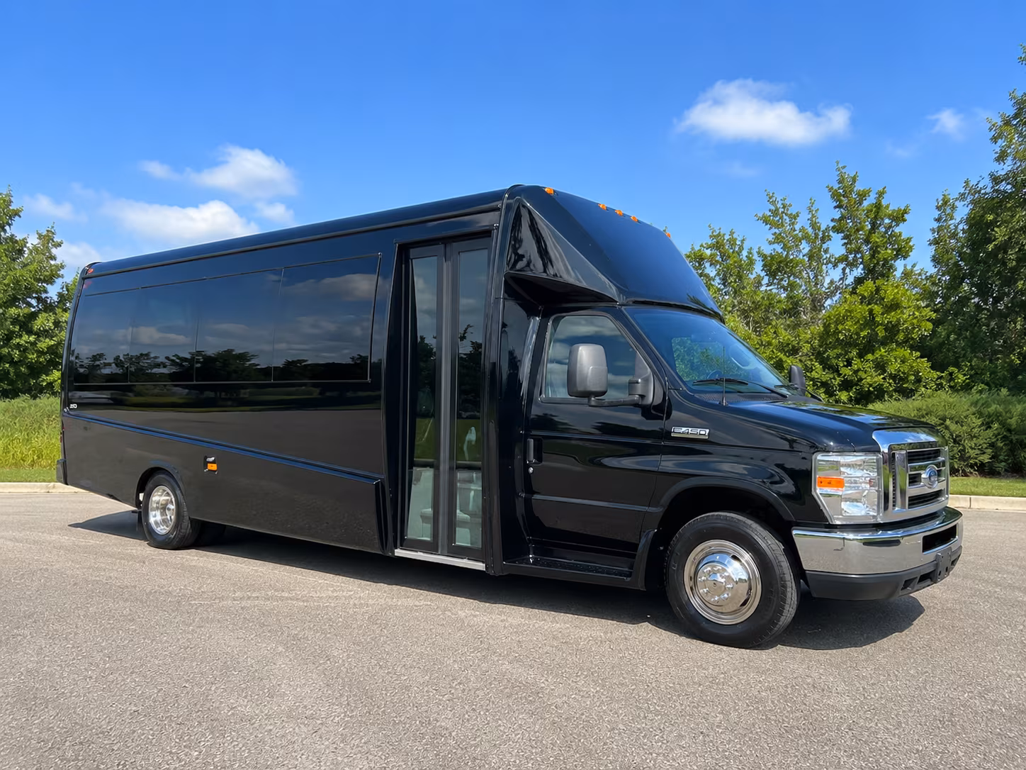 easily book transportation for your next airport transfer 4