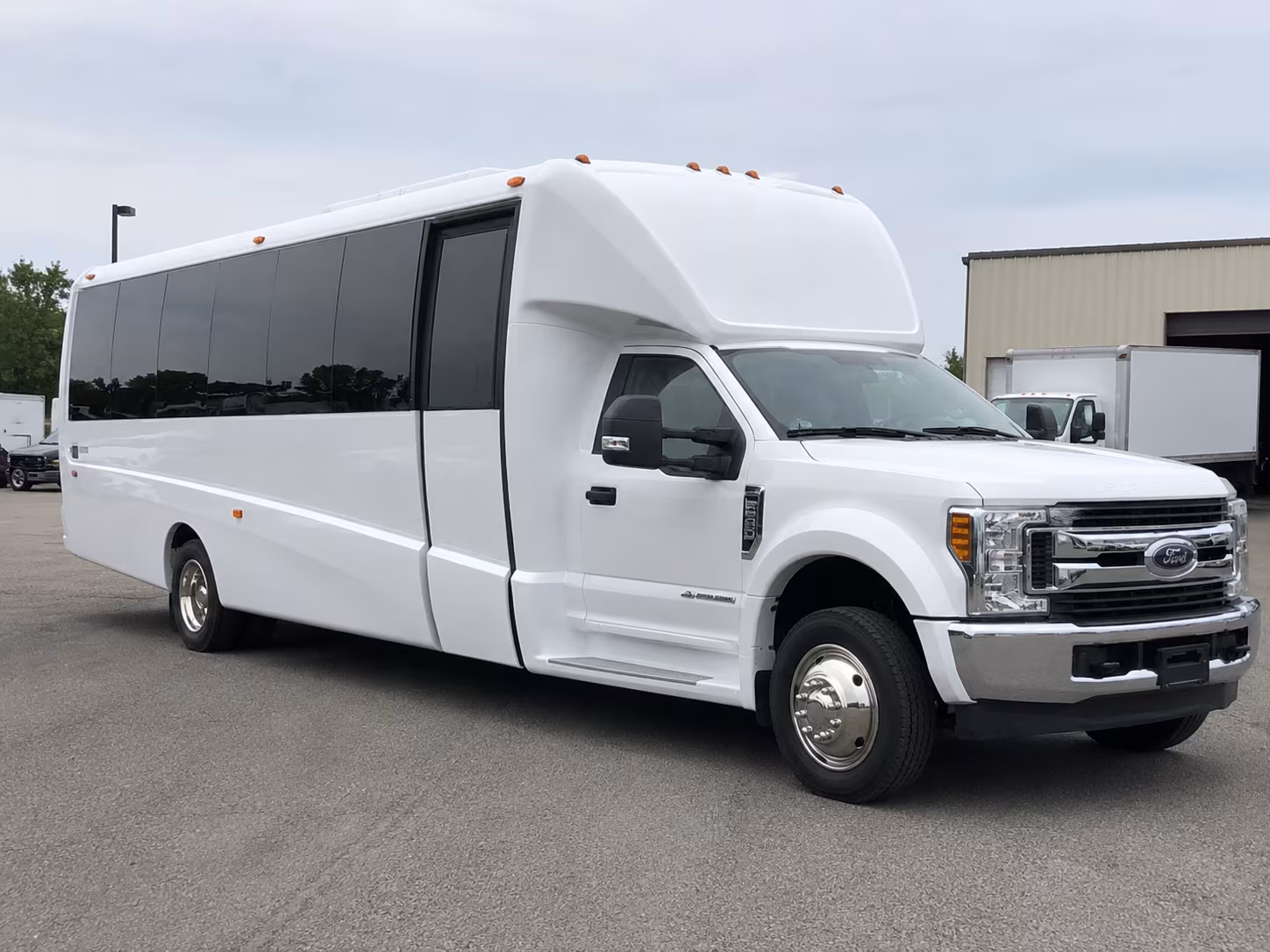 easily book transportation for your next airport transfer 5