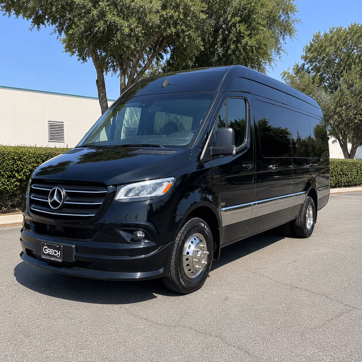 easily book transportation for your next prom 2