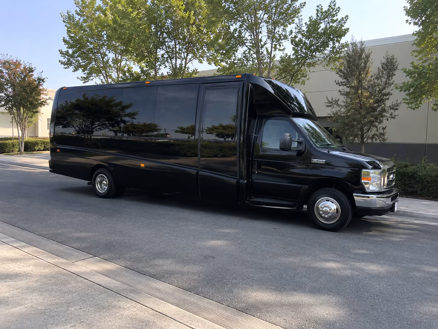 party buses for bachelorette nights and birthday celebrations in goodyear